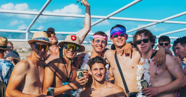boat party-2